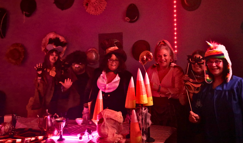 𝑨𝒍𝒊𝒄𝒆 𝒊𝒏 𝑼𝒏𝒅𝒆𝒓𝒍𝒂𝒏𝒅: 𝐑𝐞𝐜𝐚𝐩𝐩𝐢𝐧𝐠 𝐇𝐚𝐮𝐧𝐭𝐞𝐝 𝐒𝐭𝐮𝐝𝐢𝐨 𝟐𝟎𝟐𝟓